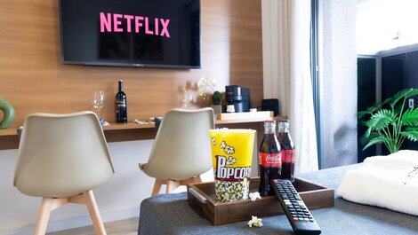 Moderno c/ AC e Academia próx ao Parque Ibirapuera