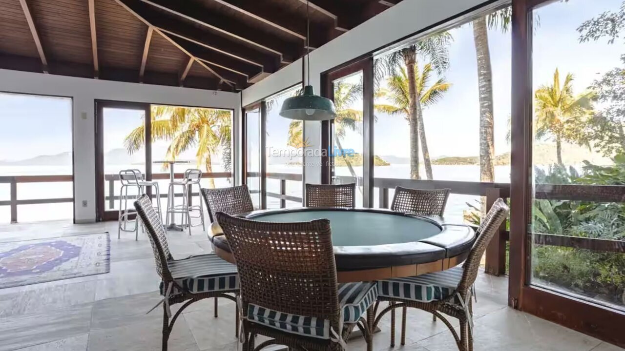 Casa para alquiler de vacaciones em Angra dos Reis (Vila Velha)