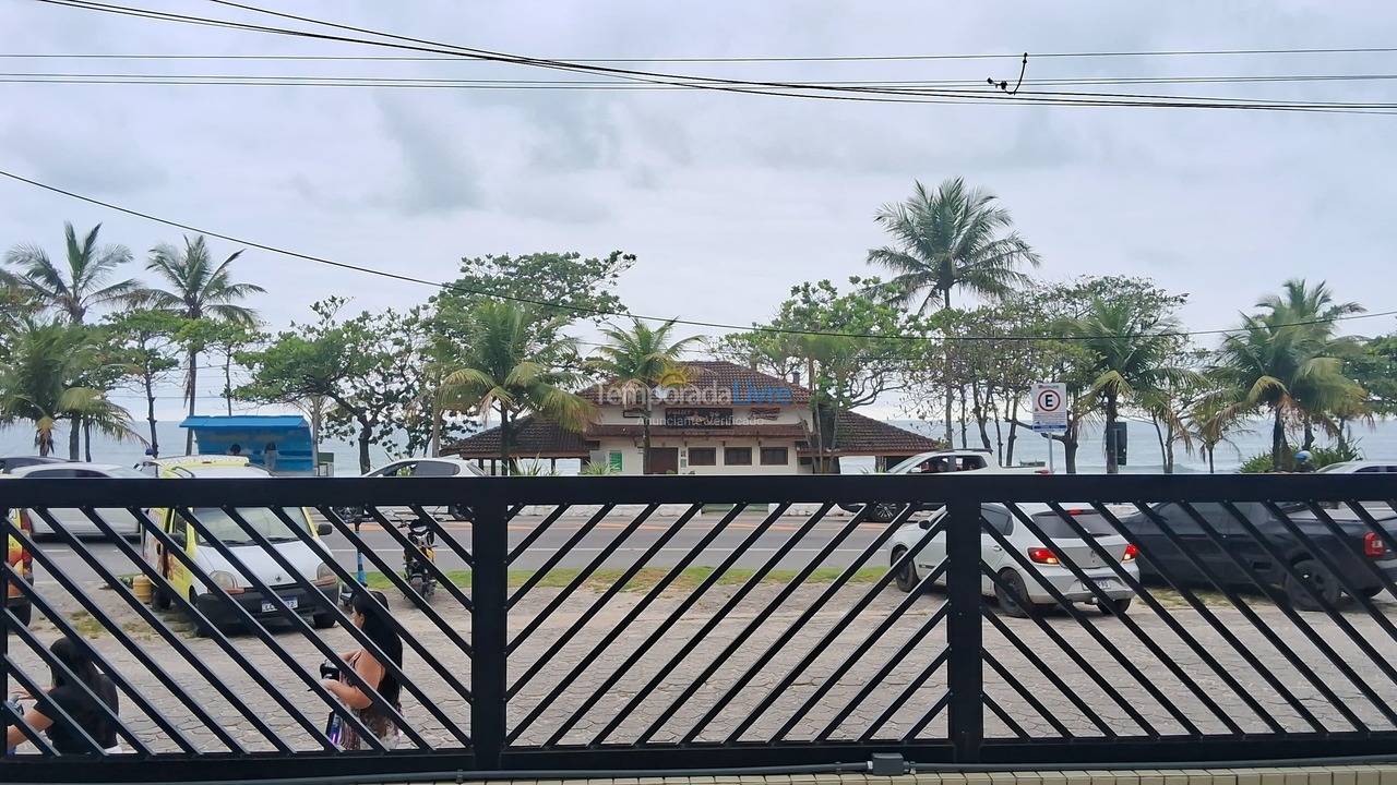 Apartamento para aluguel de temporada em Ubatuba (Praia Grande)