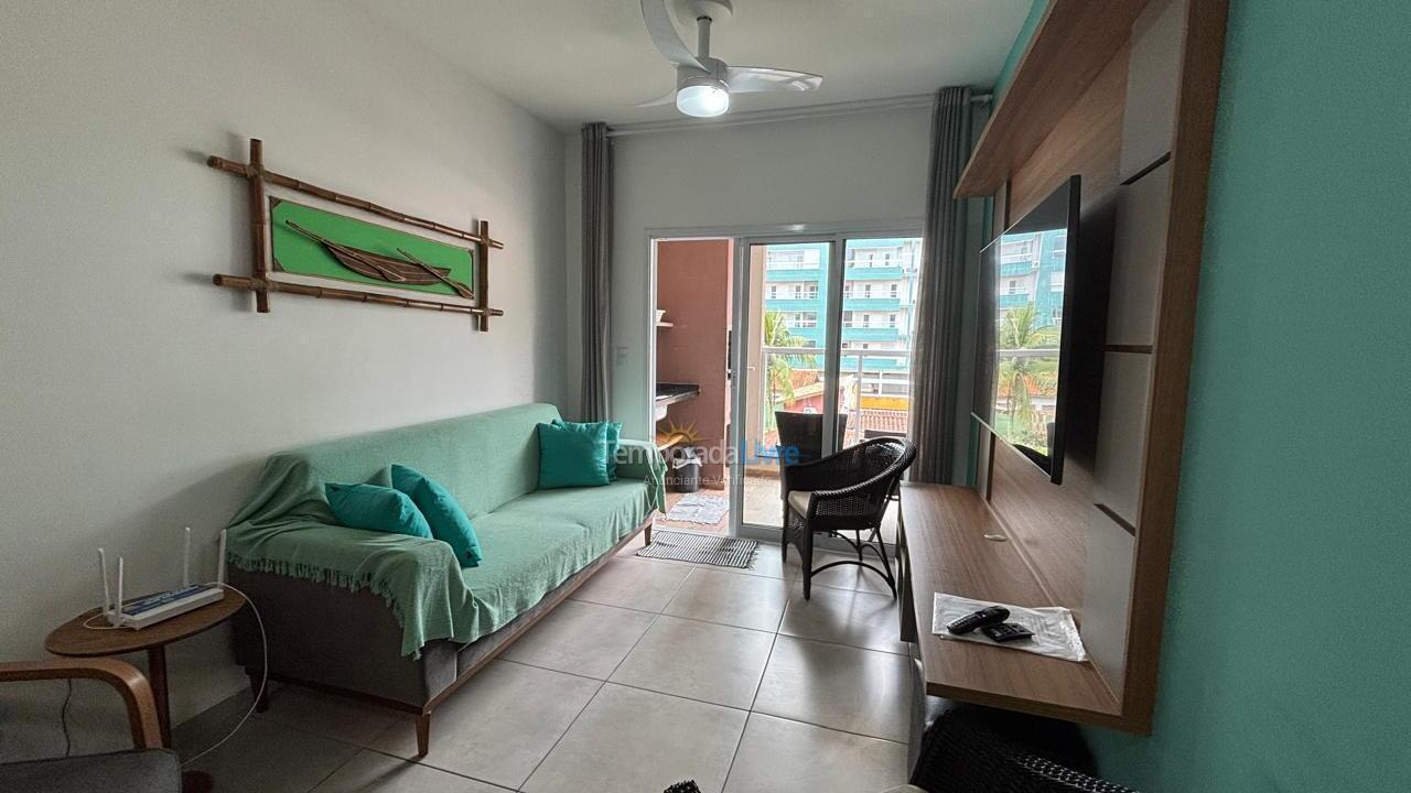 Apartamento para aluguel de temporada em Ubatuba (Praia das Toninhas)