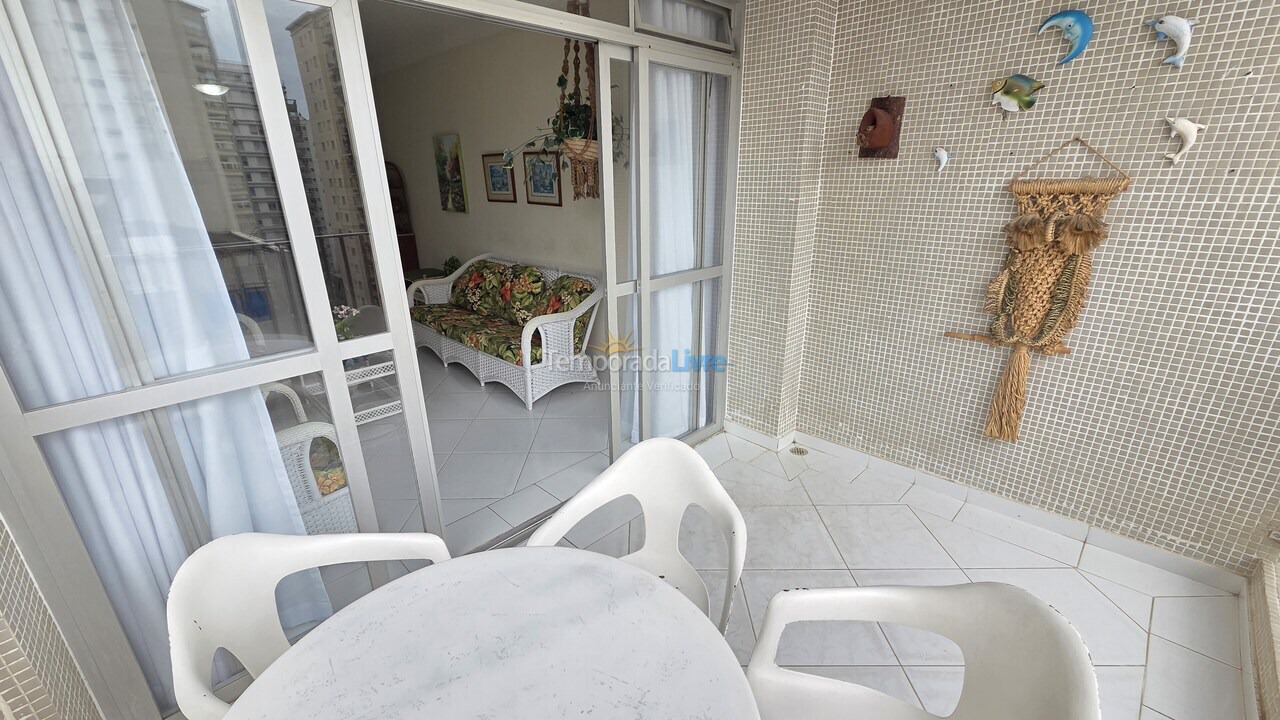 Apartamento para aluguel de temporada em Guarujá (Pitangueiras)