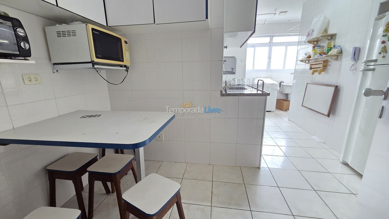 Apartamento para aluguel de temporada em Guarujá (Pitangueiras)