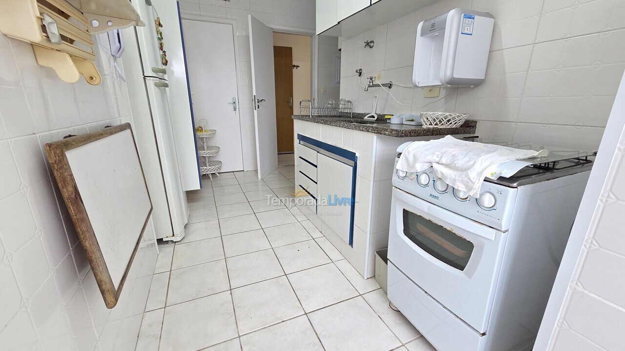 Apartamento para aluguel de temporada em Guarujá (Pitangueiras)