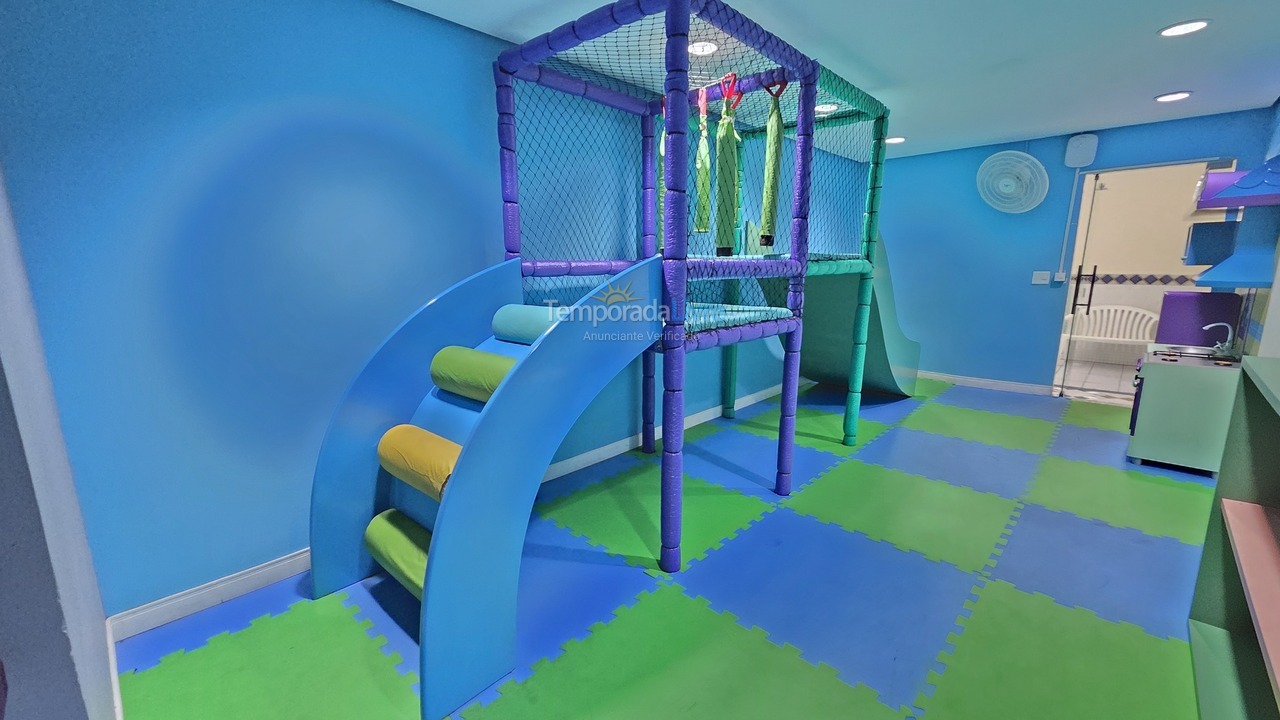 Apartment for vacation rental in Guarujá (Pitangueiras)