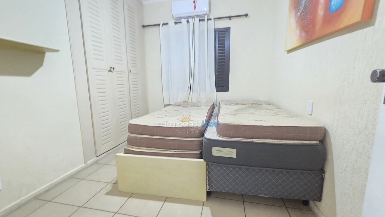 Apartment for vacation rental in Guarujá (Pitangueiras)