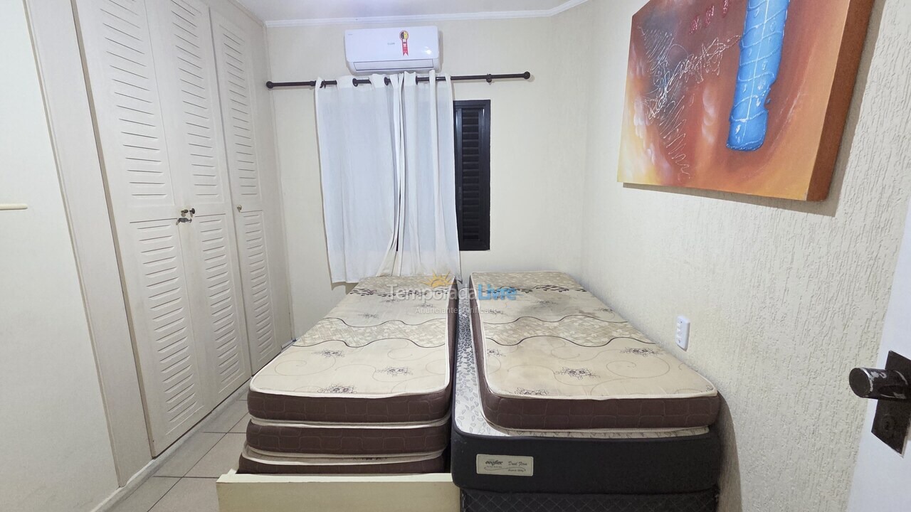 Apartment for vacation rental in Guarujá (Pitangueiras)