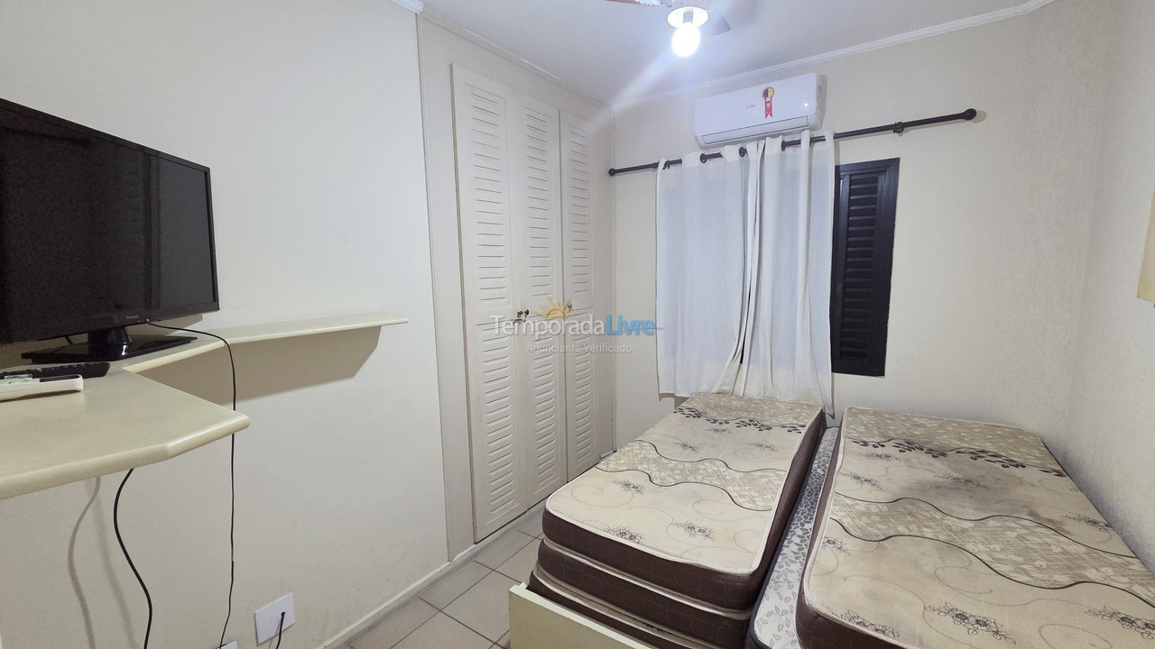 Apartment for vacation rental in Guarujá (Pitangueiras)