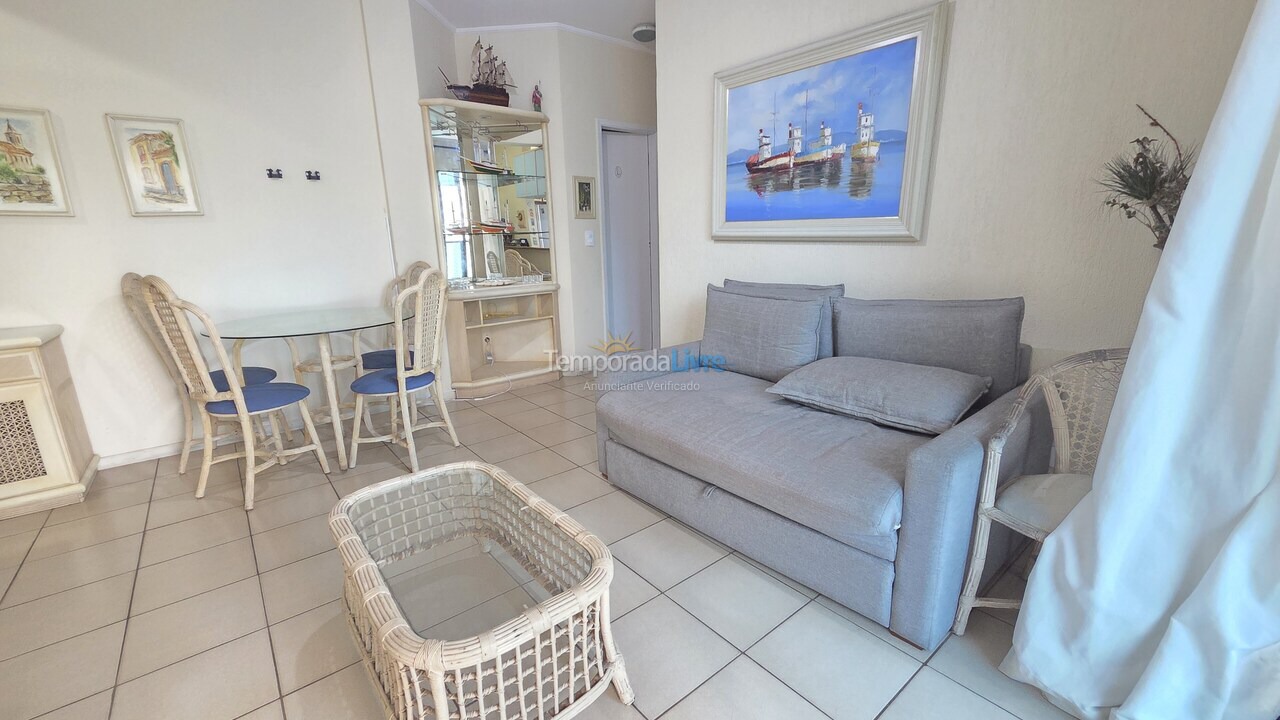 Apartment for vacation rental in Guarujá (Pitangueiras)