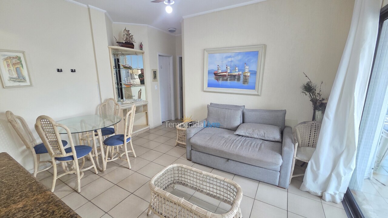 Apartment for vacation rental in Guarujá (Pitangueiras)