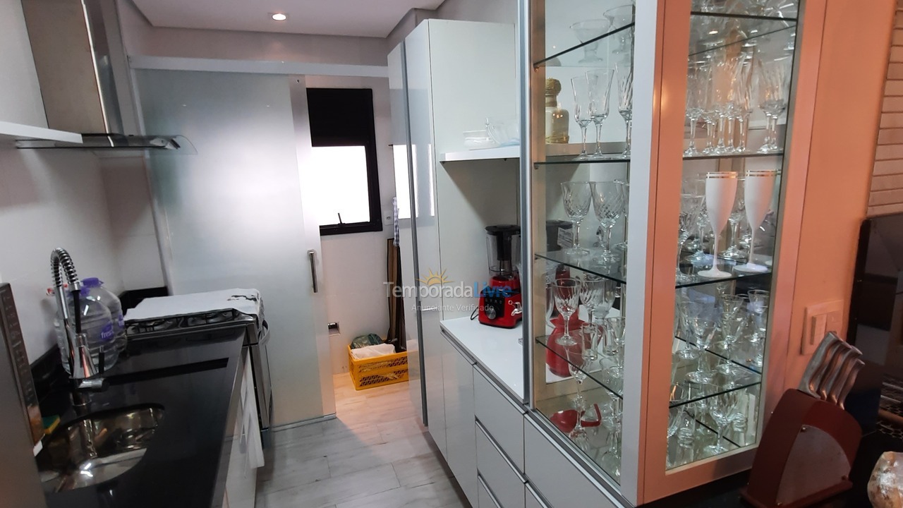 Apartamento para alquiler de vacaciones em Guarujá (Pitangueiras)