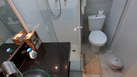 Piso Pitangueiras - Alto estándar - Balcón gourmet - 3 aires acondicionados - Capacidad para 6 personas