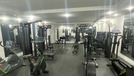 Lindo Apartamento em Pitangueiras, 100 mts da praia