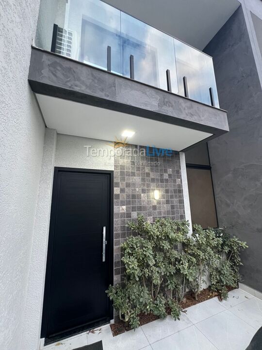 Casa para aluguel de temporada em Florianópolis (Cachoeira do Bom Jesus)