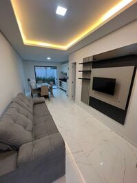 Sobrado 2 Quartos Bem Localizado em Cachoeira do Bom Jesus