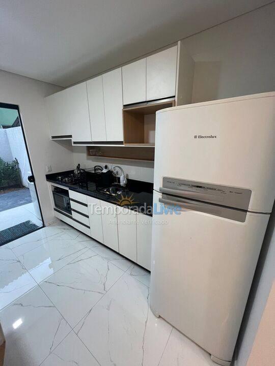 Casa para aluguel de temporada em Florianópolis (Cachoeira do Bom Jesus)