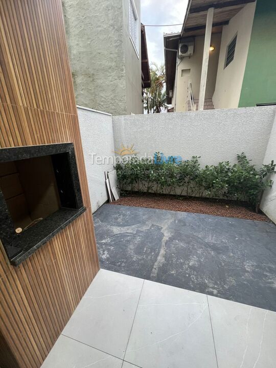 Casa para aluguel de temporada em Florianópolis (Cachoeira do Bom Jesus)