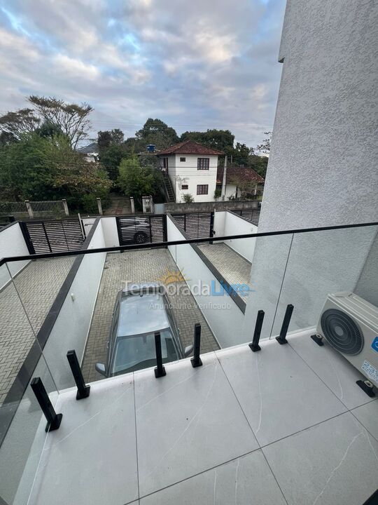Casa para aluguel de temporada em Florianópolis (Cachoeira do Bom Jesus)