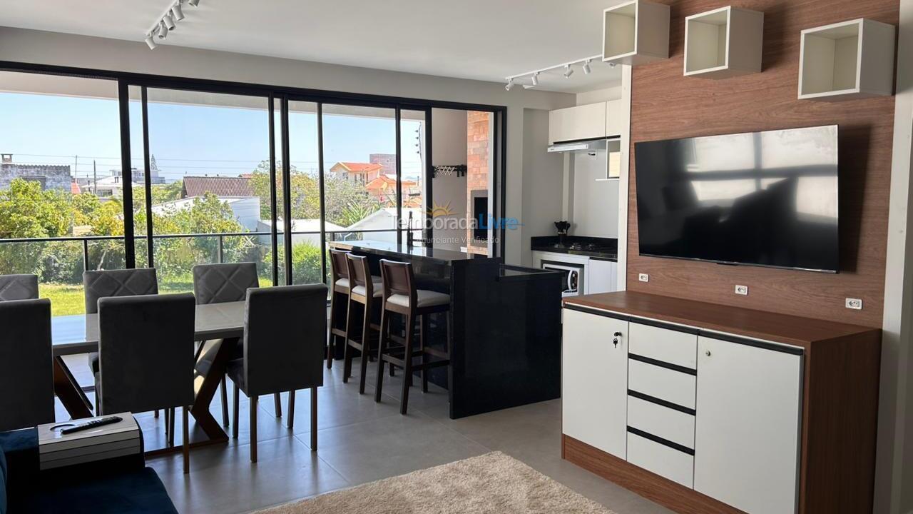 Apartamento para aluguel de temporada em Palhoça (Praia do Sonho)