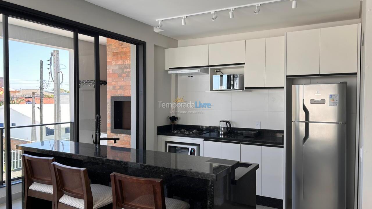 Apartamento para aluguel de temporada em Palhoça (Praia do Sonho)