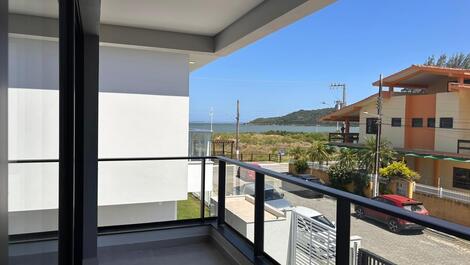 Alto Padrão Pé na Areia. Apto Novo c/ Vista Mar. Praia do Sonho, SC