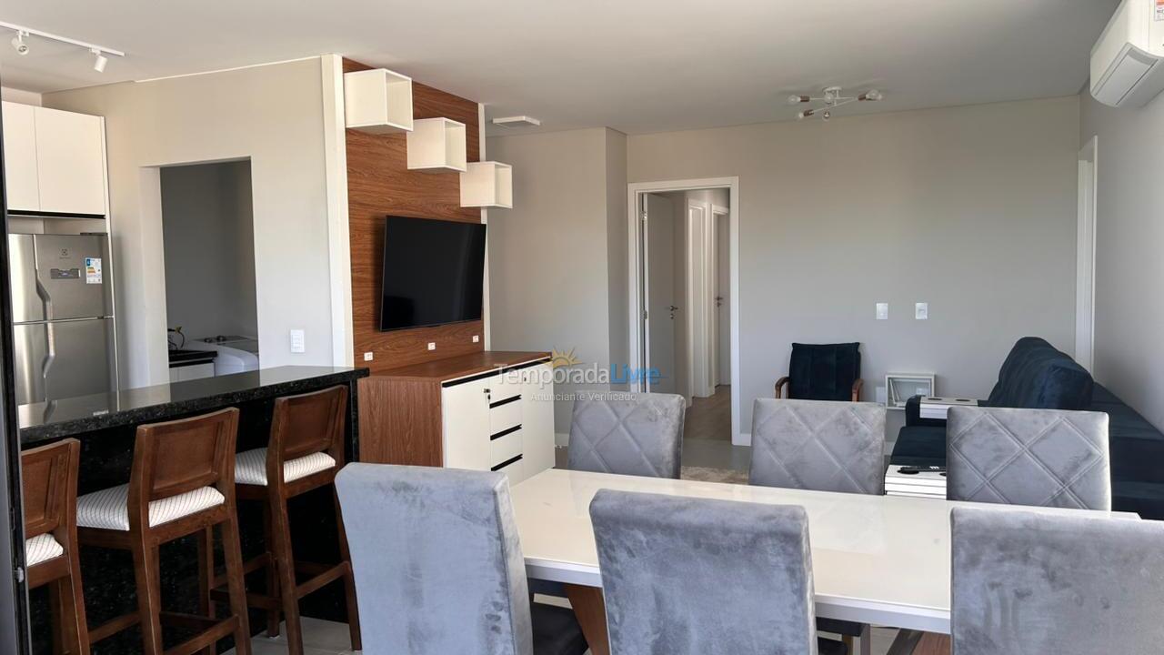 Apartamento para aluguel de temporada em Palhoça (Praia do Sonho)