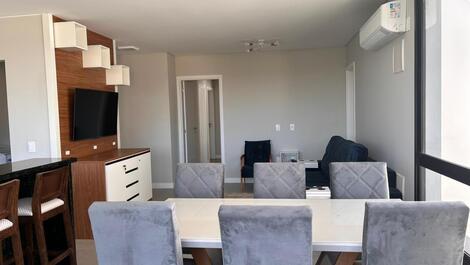 Alto Padrão Pé na Areia. Apto Novo c/ Vista Mar. Praia do Sonho, SC