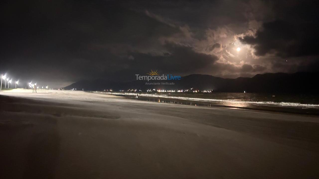 Apartamento para aluguel de temporada em Palhoça (Praia do Sonho)