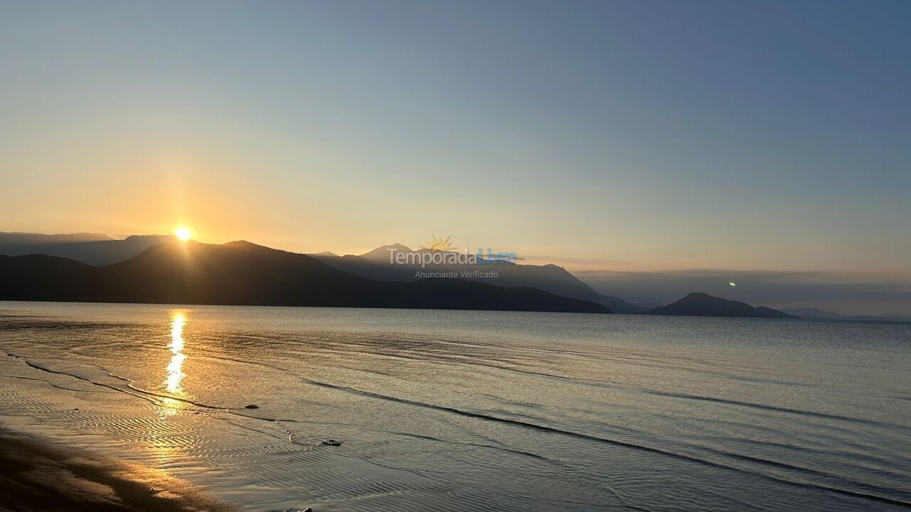 Apartamento para aluguel de temporada em Palhoça (Praia do Sonho)