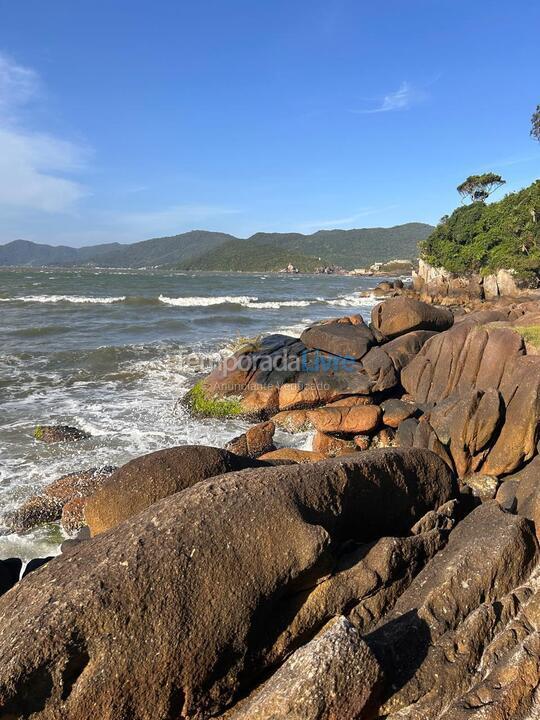 Apartamento para aluguel de temporada em Palhoça (Praia do Sonho)