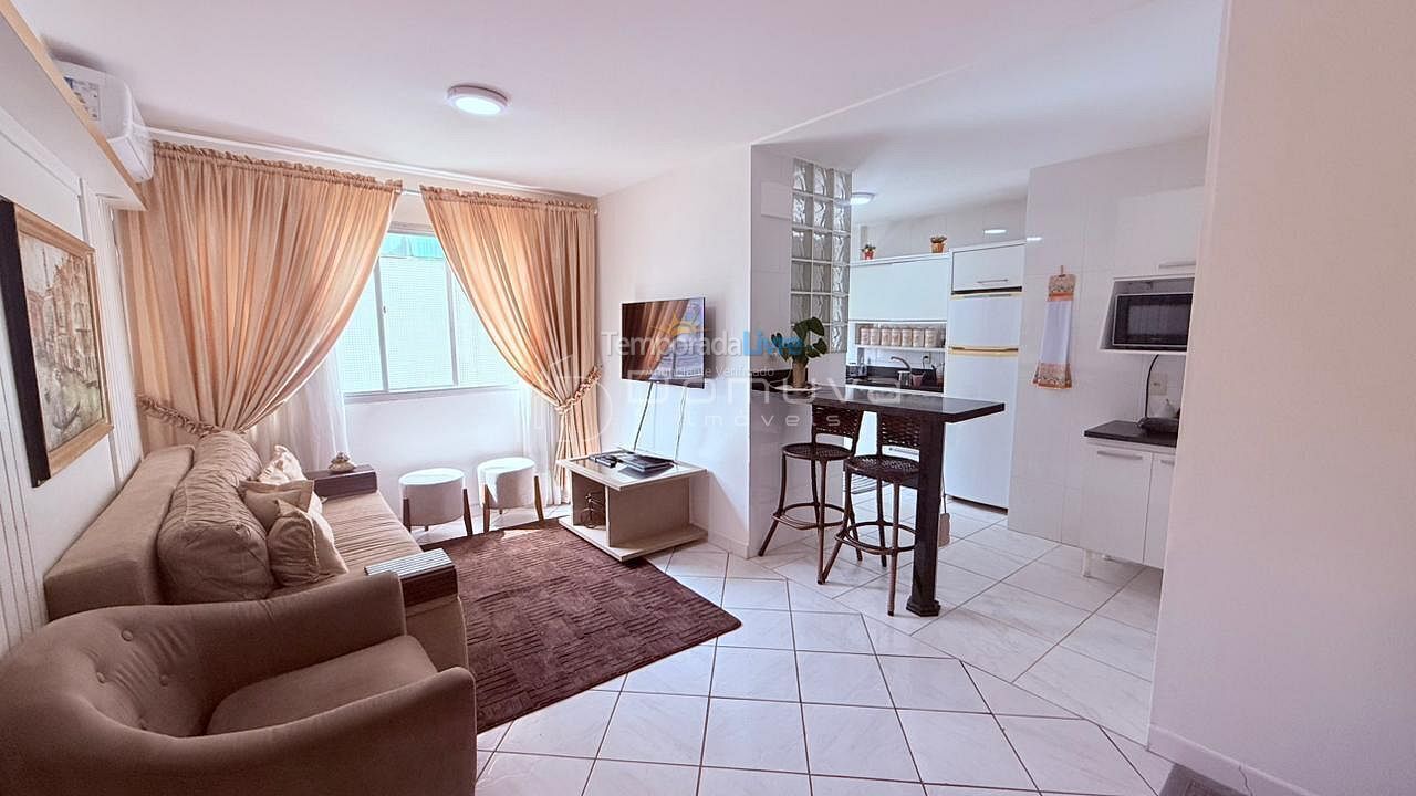 Apartamento para aluguel de temporada em Balneário Camboriú (Praia Central)