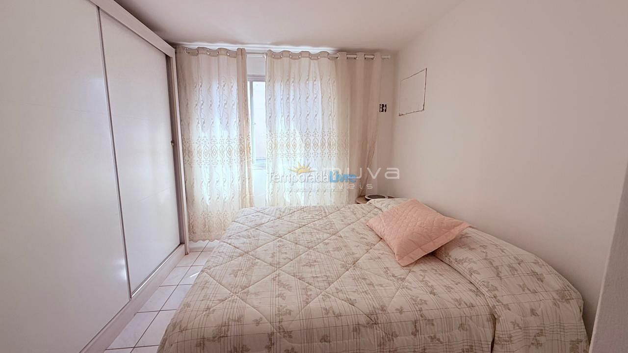 Apartamento para aluguel de temporada em Balneário Camboriú (Praia Central)