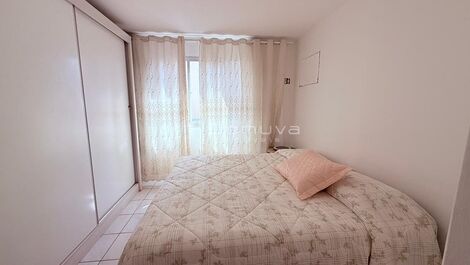 Locação Temporada quadra mar 2 quartos centro Balneário Camboriú