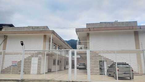 Condominio frente al mar.