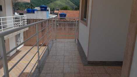 Condominio frente al mar.