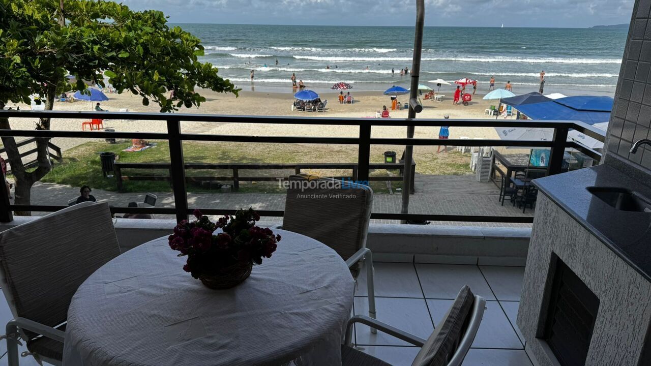 Apartamento para aluguel de temporada em Itapema (Meia Praia)