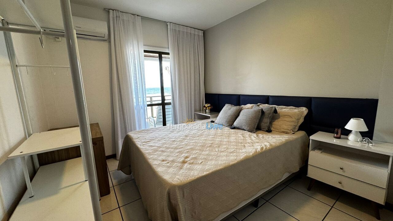 Apartamento para aluguel de temporada em Itapema (Meia Praia)