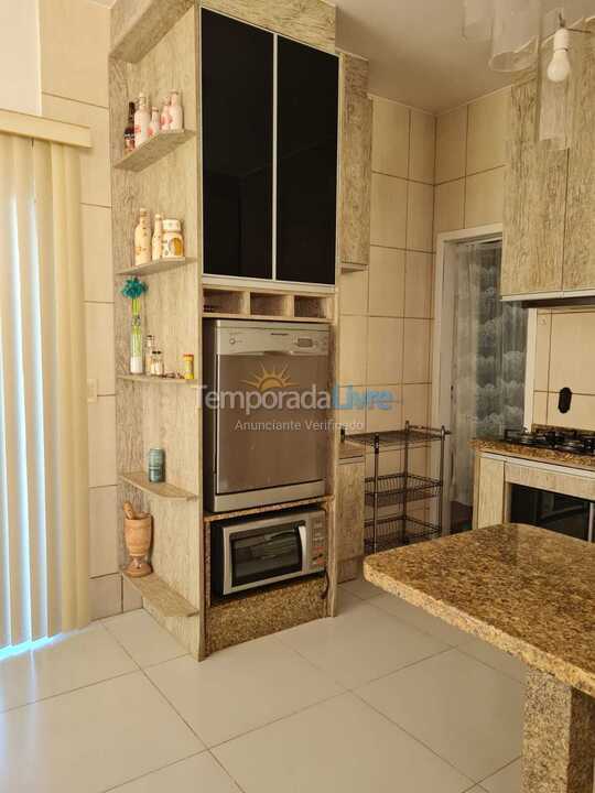 Casa para aluguel de temporada em São Francisco do Sul (Ubatuba)