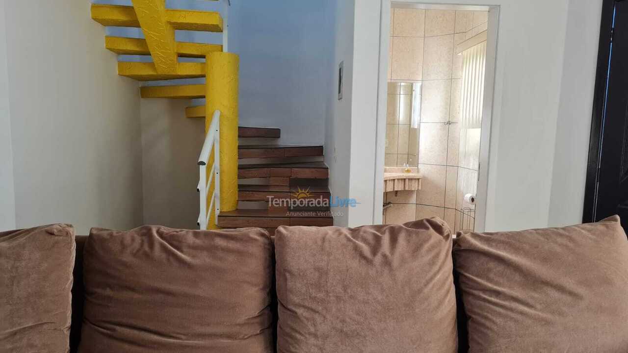 Casa para aluguel de temporada em São Francisco do Sul (Ubatuba)