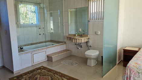 Alugo sobrado em Ubatuba São Francisco do Sul- SC