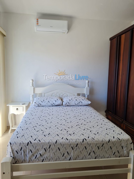 Casa para aluguel de temporada em São Francisco do Sul (Ubatuba)