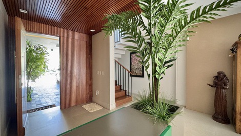 Casa de lujo en condominio cerrado, capacidad hasta 10 personas.