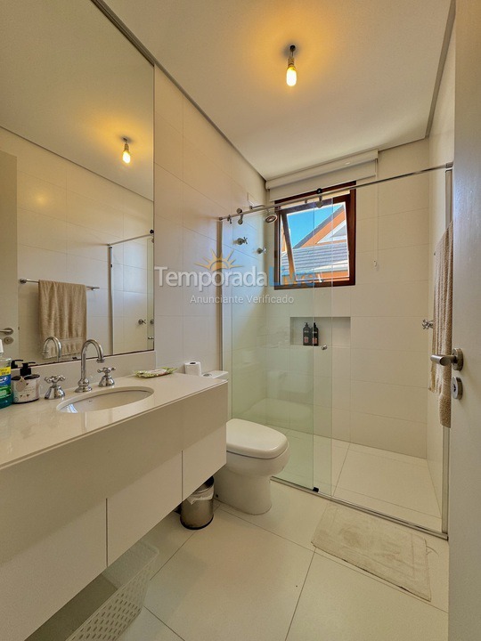 Casa para alquiler de vacaciones em Florianopolis (Jurerê)