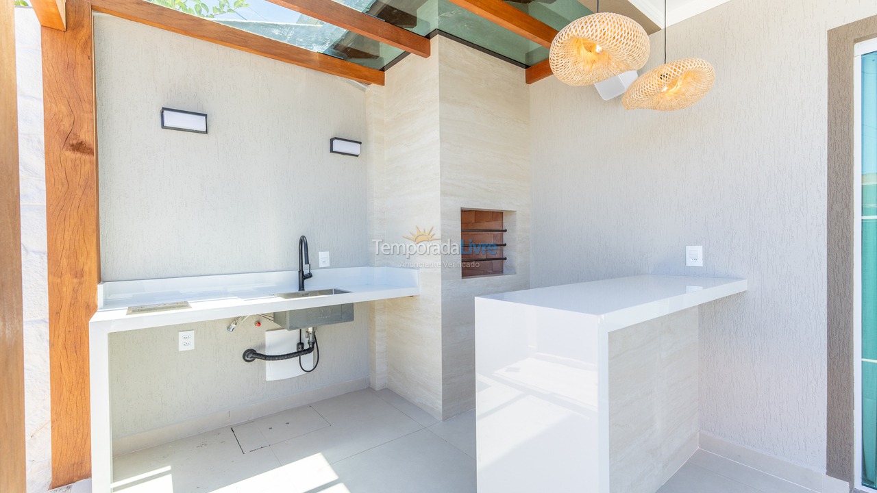 House for vacation rental in Bombinhas (Praia de Zimbros)