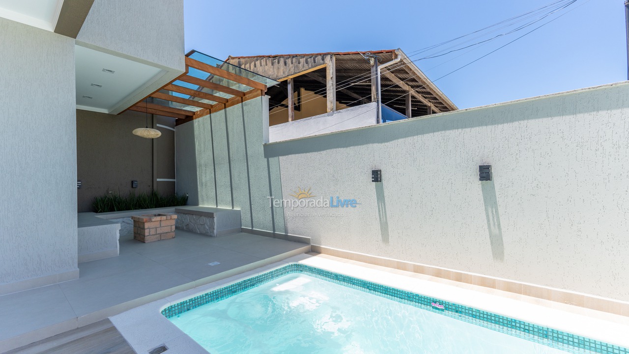 House for vacation rental in Bombinhas (Praia de Zimbros)