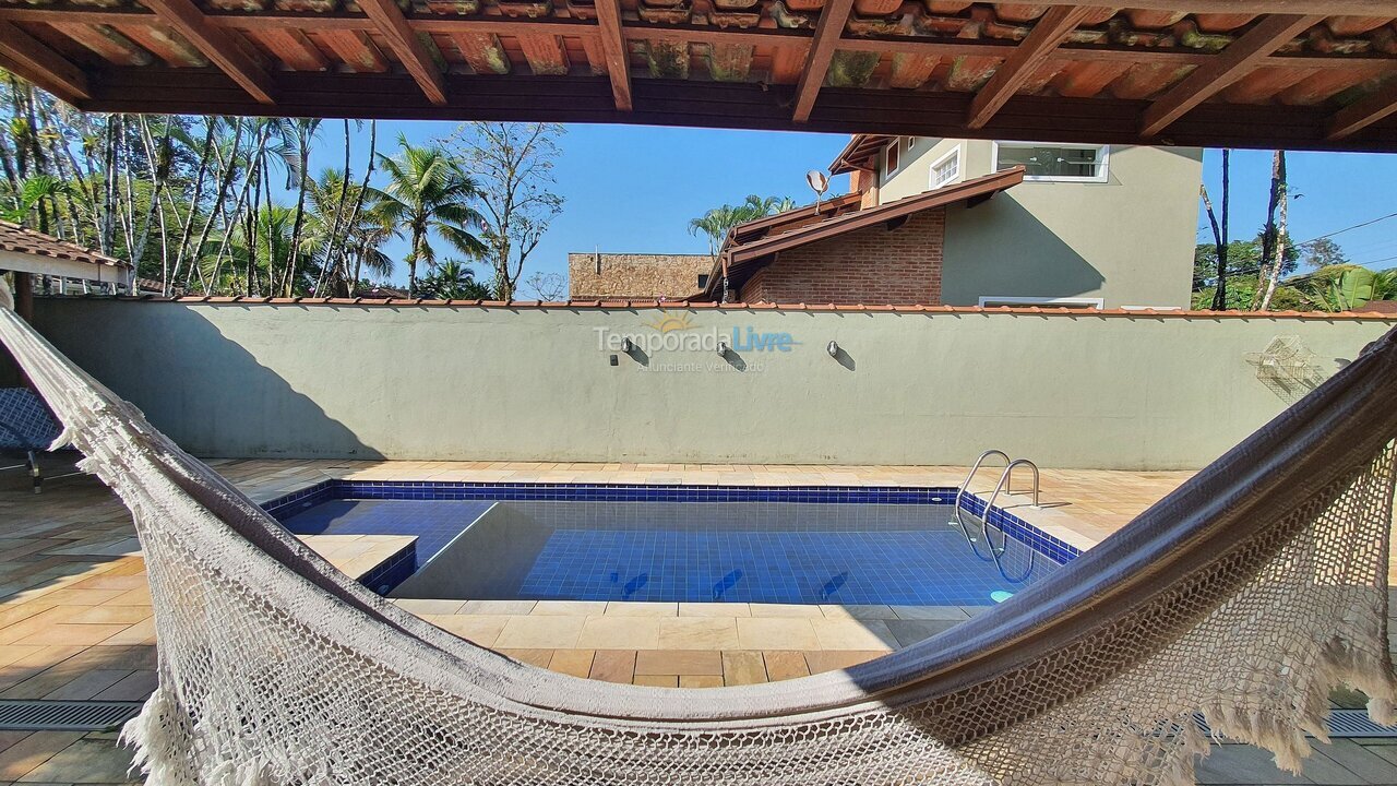 Casa para aluguel de temporada em Ubatuba (Itamambuca)