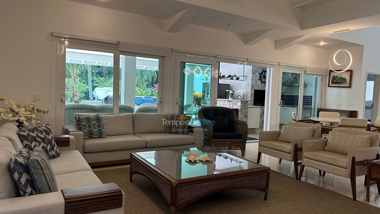 Chácara / sítio para aluguel de temporada em Bertioga (Riviera de São Lourenço)