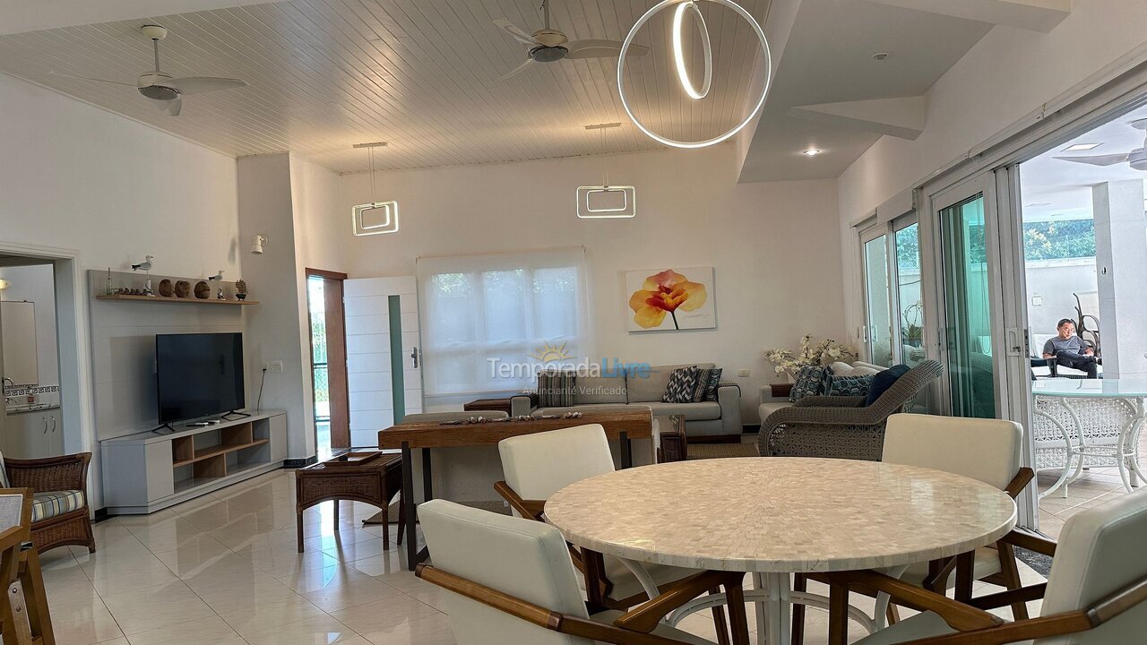 Chácara / sítio para aluguel de temporada em Bertioga (Riviera de São Lourenço)