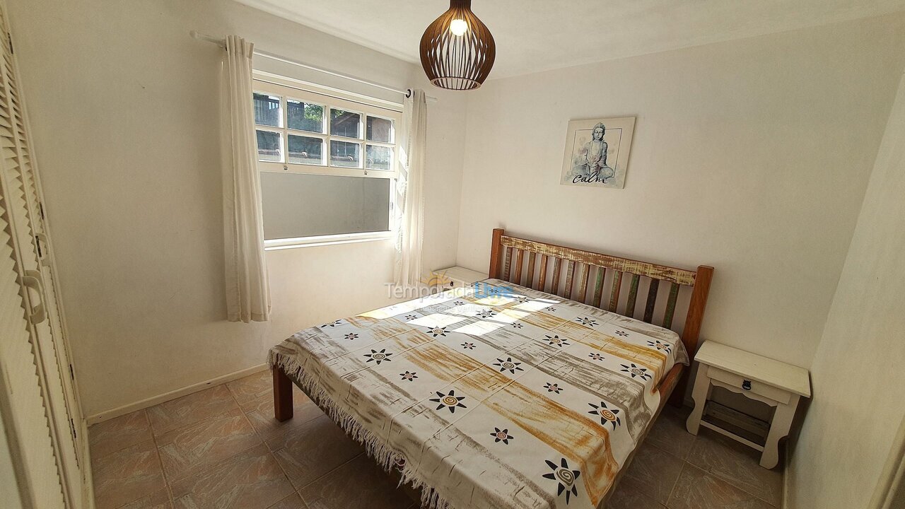 Casa para aluguel de temporada em Ubatuba (Itamambuca)