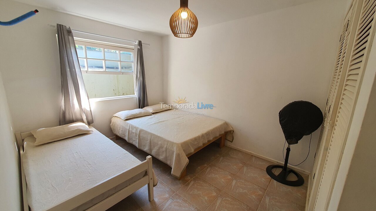 Casa para aluguel de temporada em Ubatuba (Itamambuca)