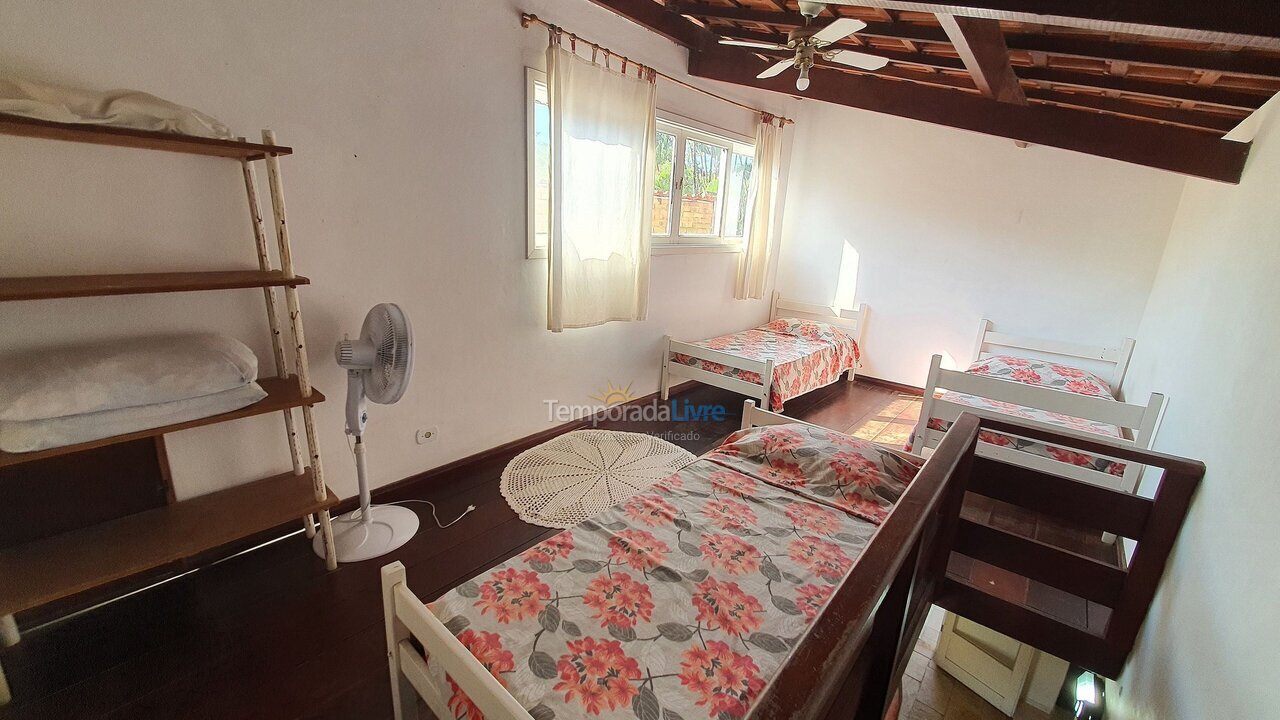 Casa para aluguel de temporada em Ubatuba (Itamambuca)